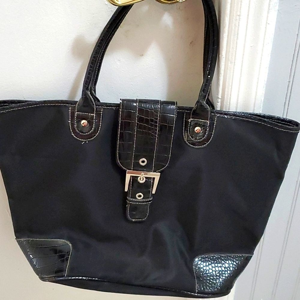 Classic Essential Retro Y2K Black Vegan & Faux Croc Accents Tote Shoulder Bag